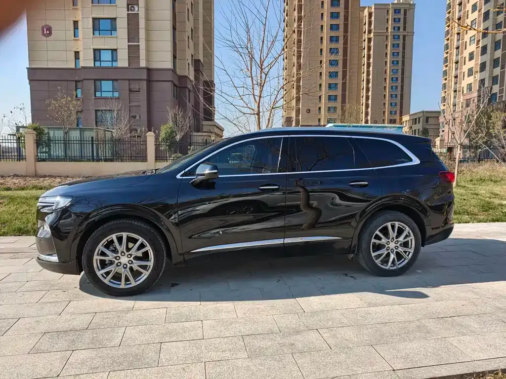 Buick Enclave — фото 8