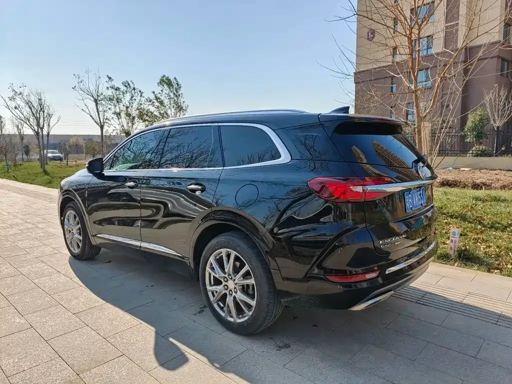 Buick Enclave — фото 3