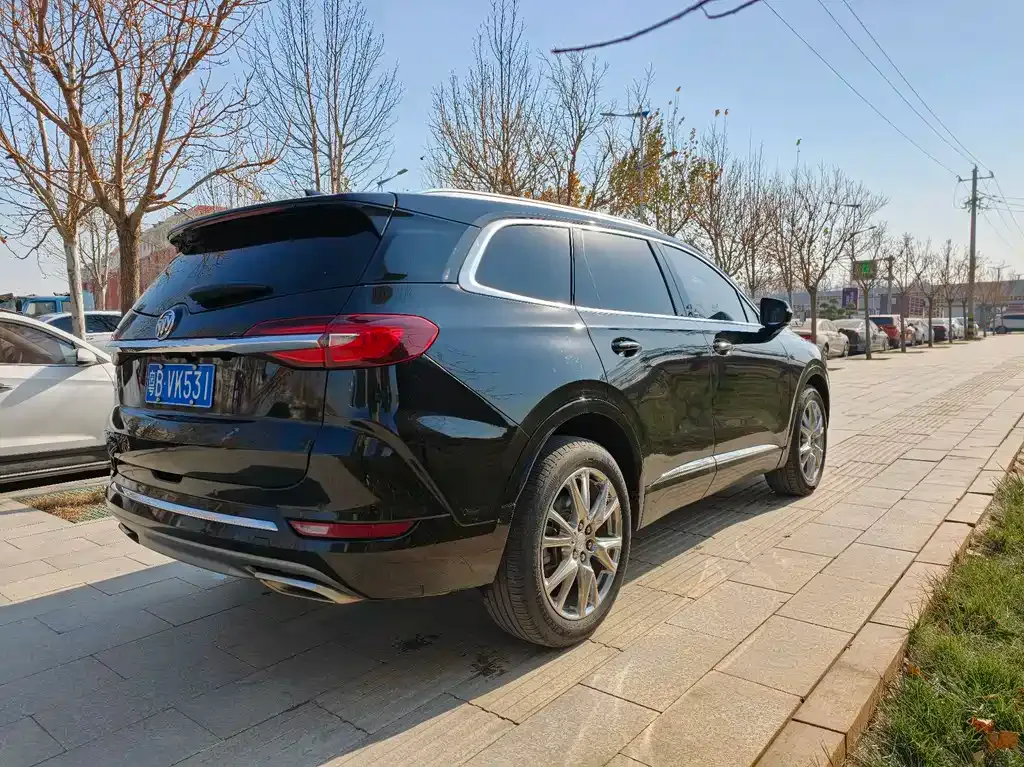 Buick Enclave — фото 6