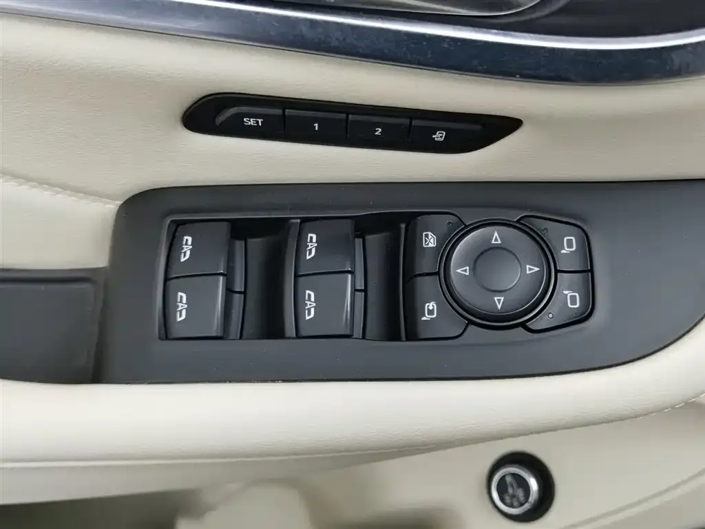 Buick Enclave — фото 8