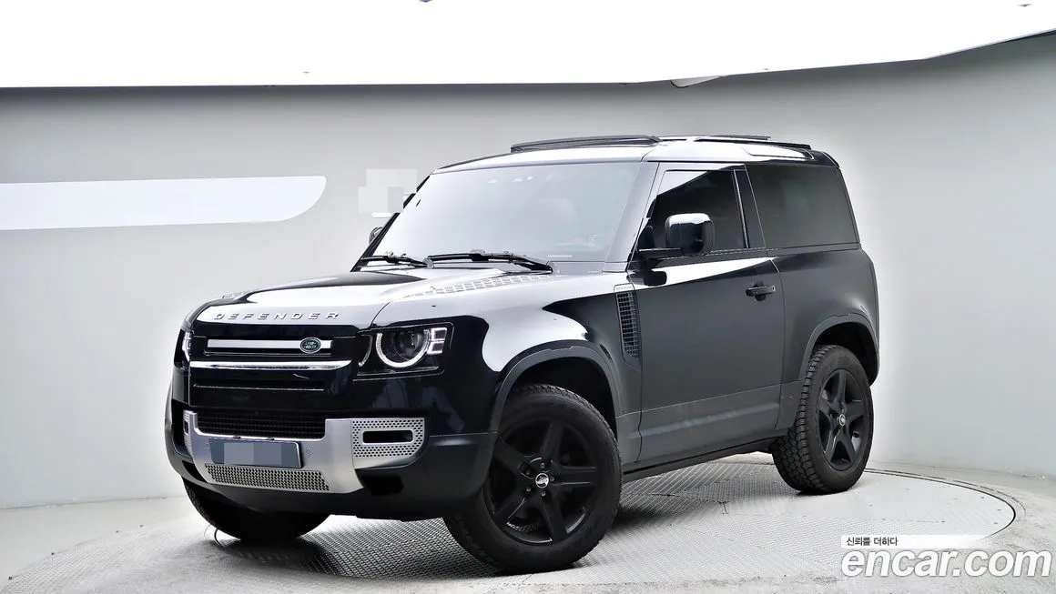 Land Rover Defender — фото 1