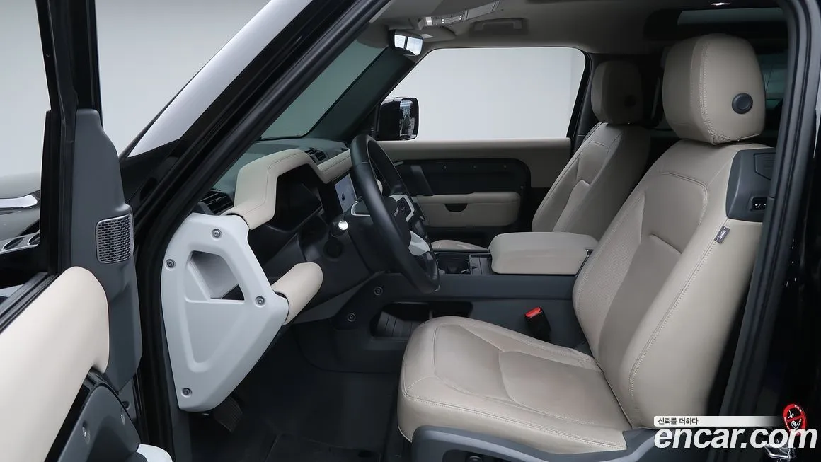 Land Rover Defender — фото 10
