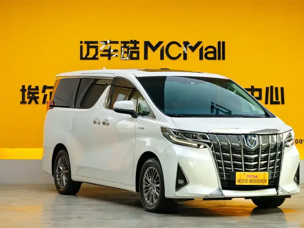 Toyota Alphard — фото 5