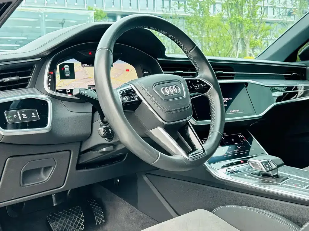 Audi A6L — фото 5