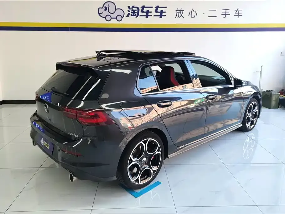Volkswagen Golf GTI — фото 4