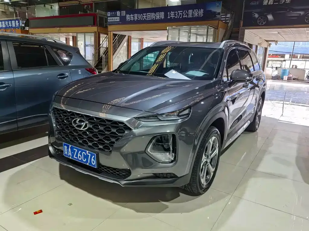 Hyundai Santa Fe — фото 1