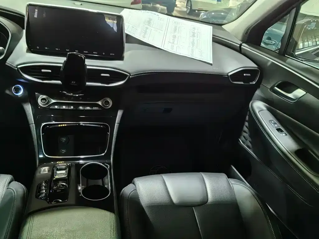 Hyundai Santa Fe — фото 2