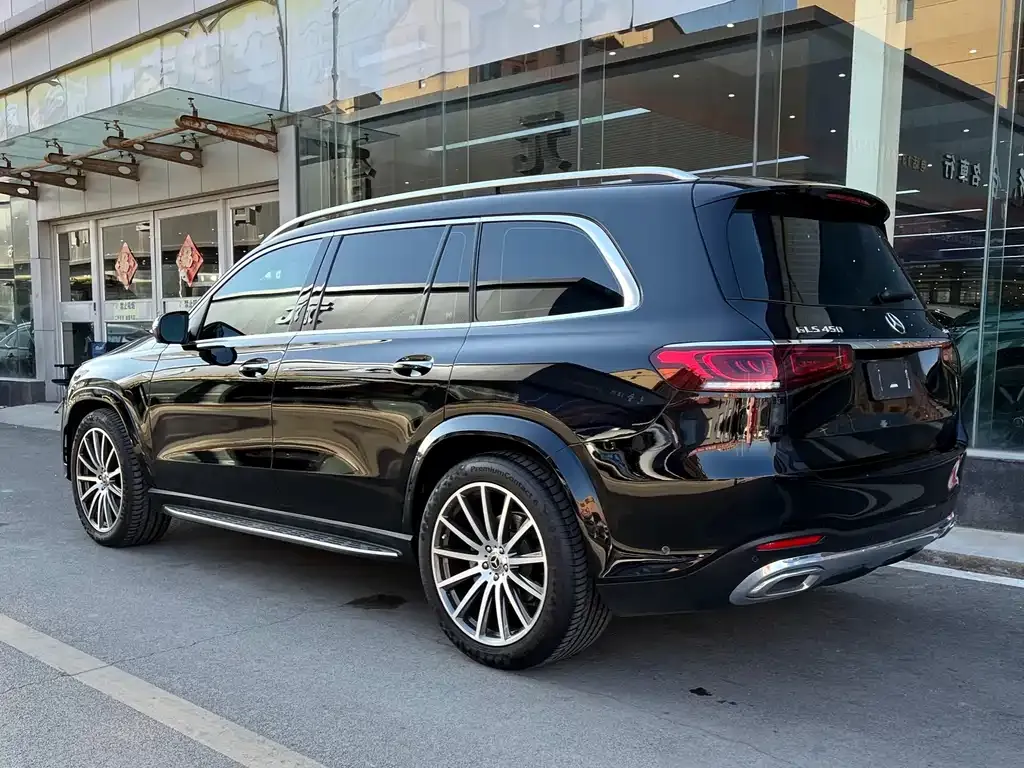 Mercedes-Benz GLS — фото 10