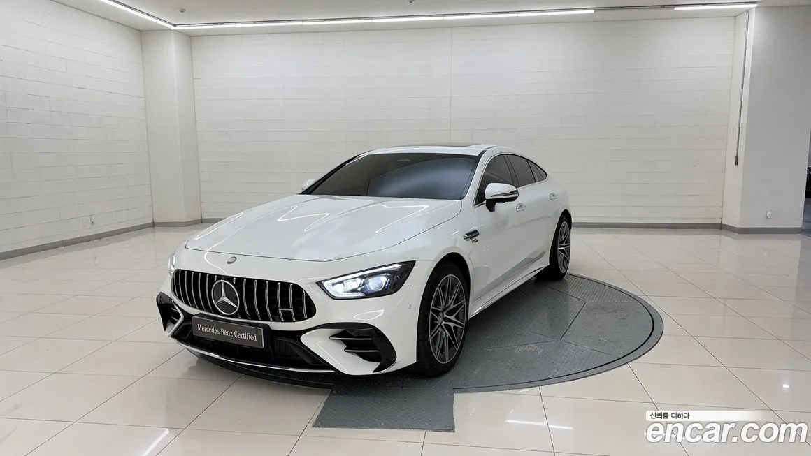 Mercedes-Benz AMG GT — фото 1