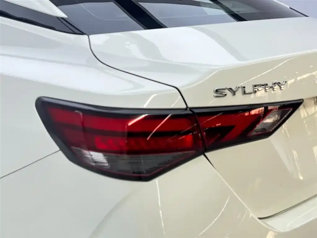 Nissan Sylphy — фото 10