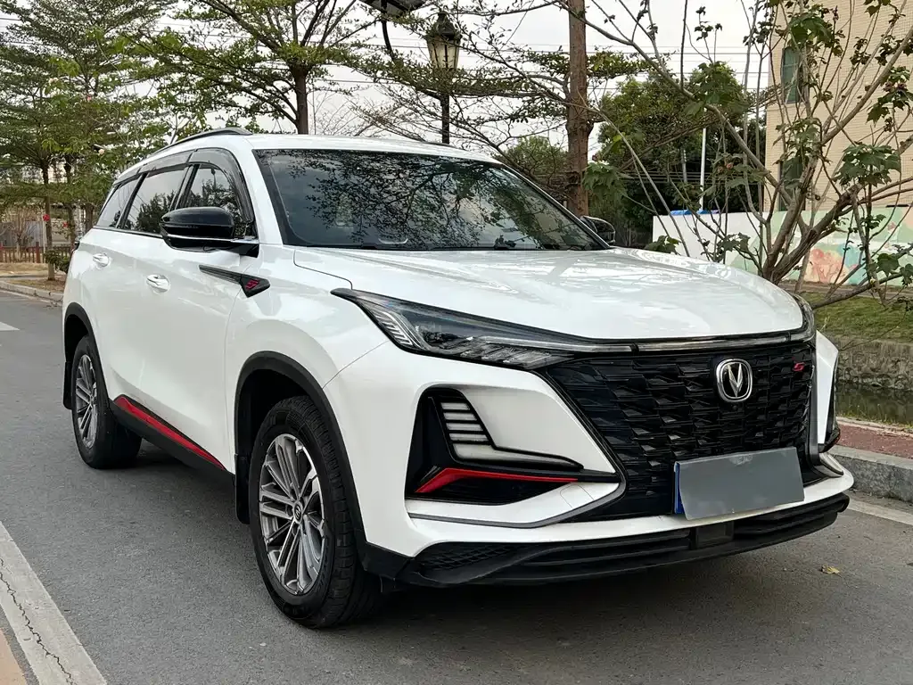 Changan CS75PLUS — фото 4