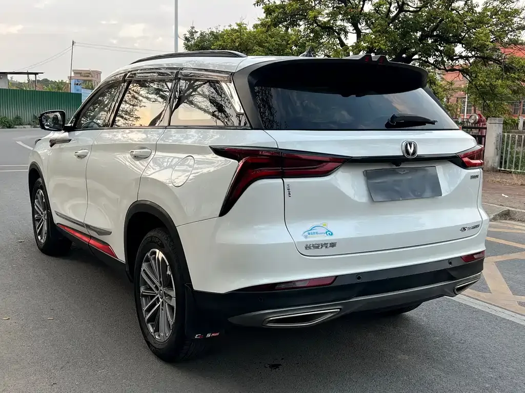 Changan CS75PLUS — фото 10