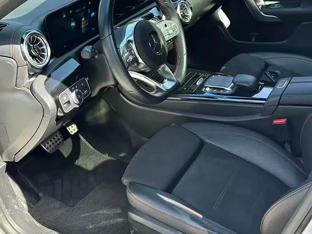 Mercedes-Benz CLA (Import) — фото 8