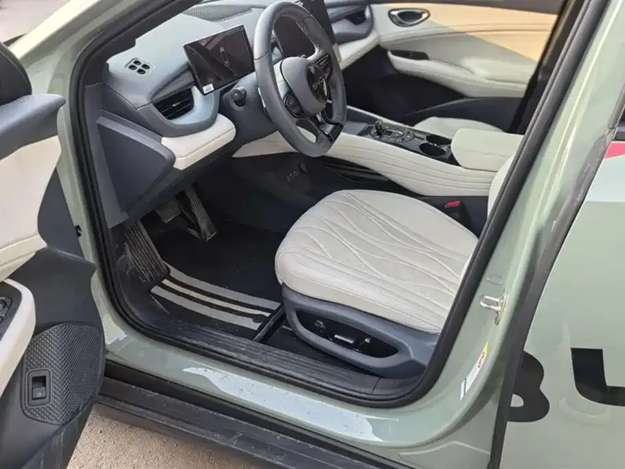 BYD Seal 06GT — фото 4