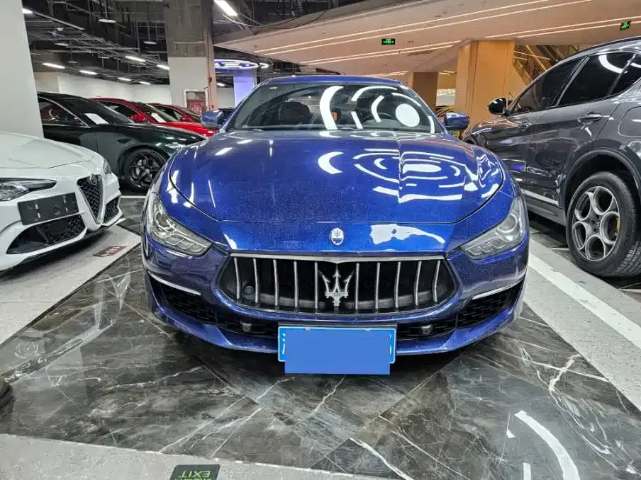 Maserati Ghibli — фото 10