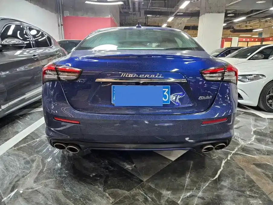 Maserati Ghibli — фото 9