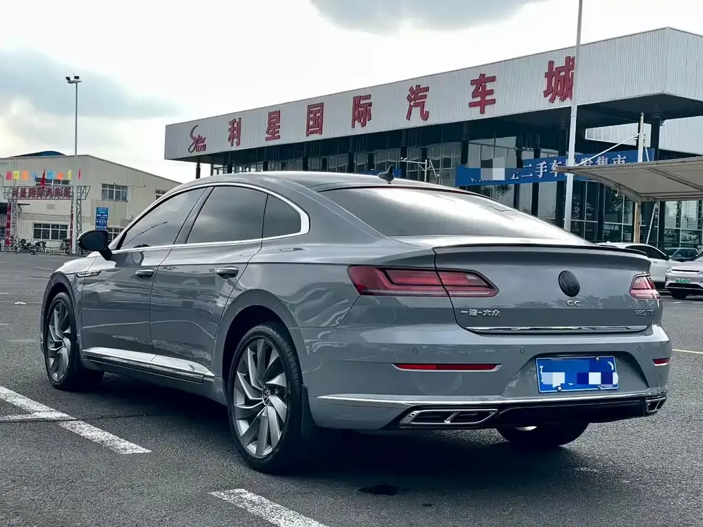 Volkswagen CC — фото 6