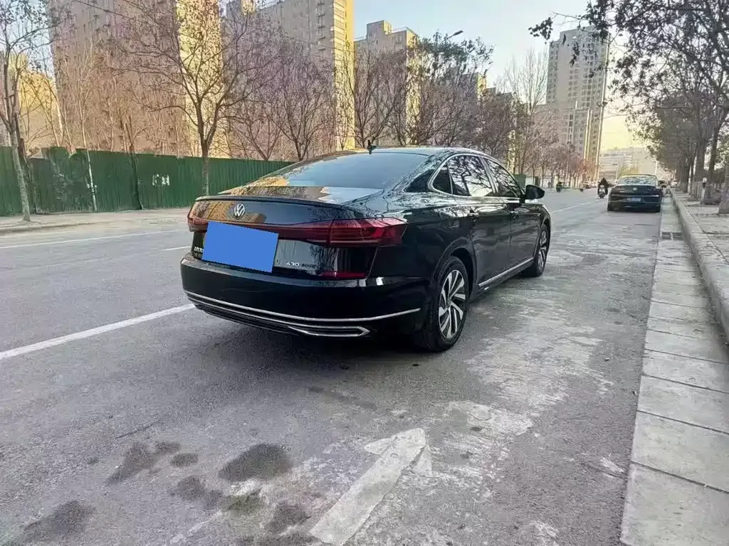 Volkswagen Passat New Energy — фото 4