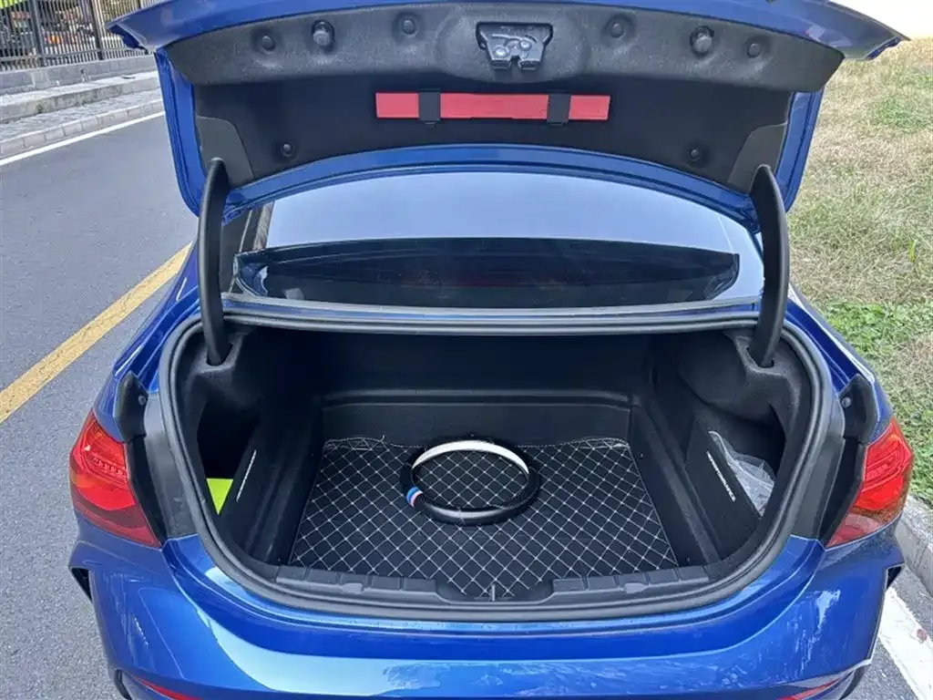 BMW 1 Series — фото 10