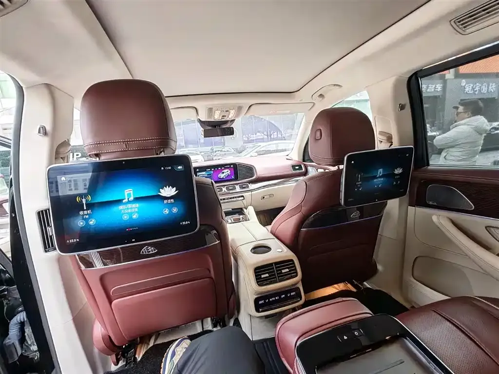 Mercedes-Benz GLS — фото 5