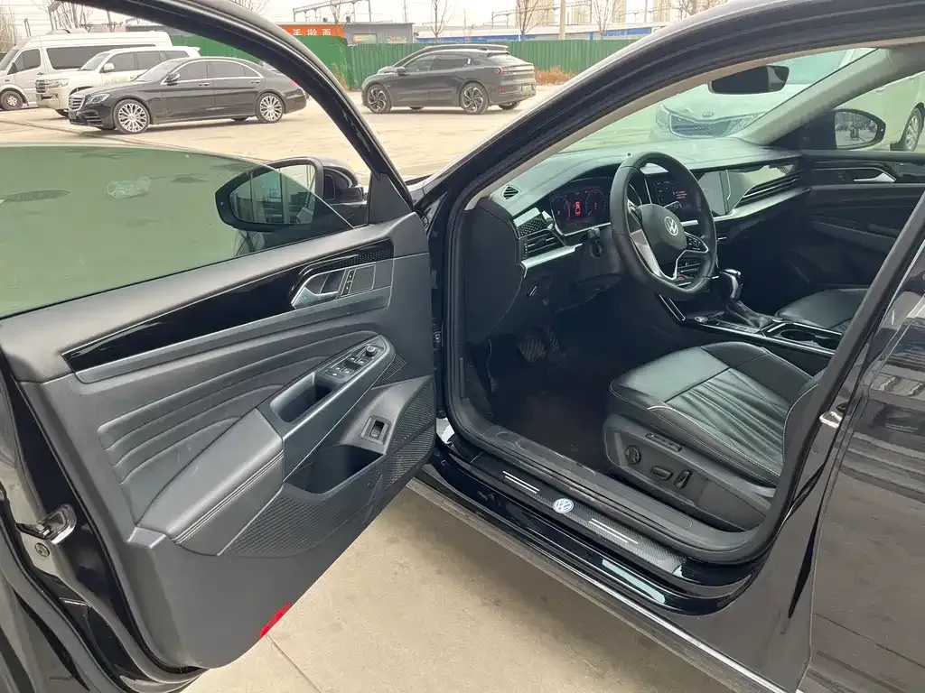 Volkswagen Passat — фото 7