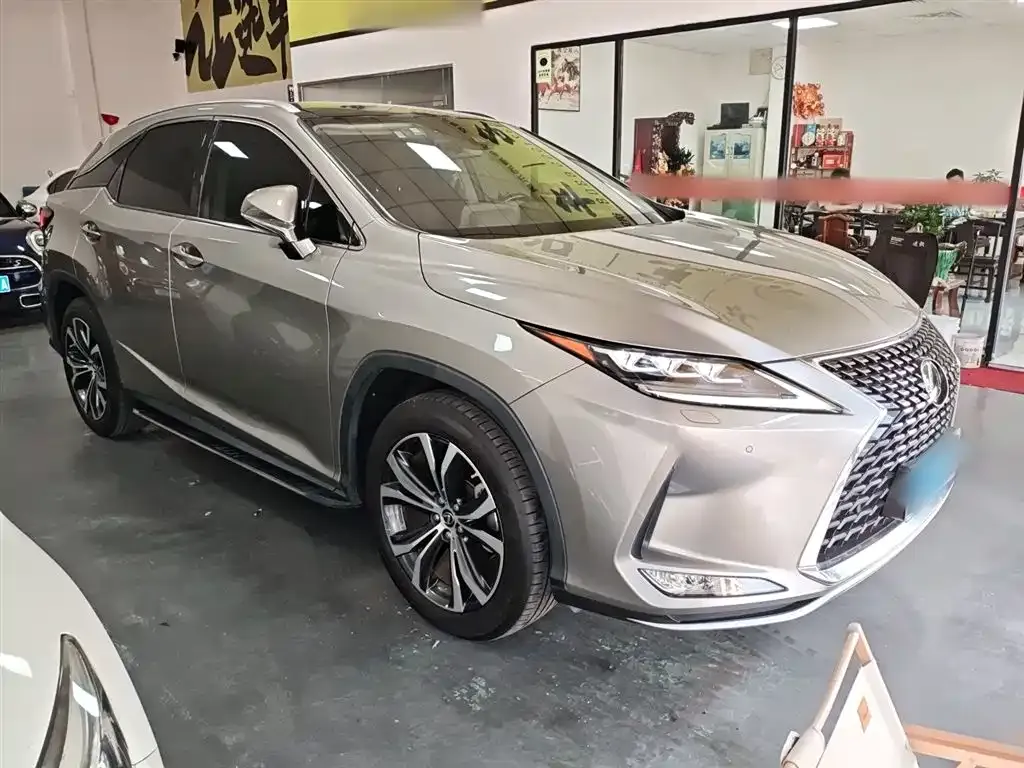 Lexus RX — фото 4