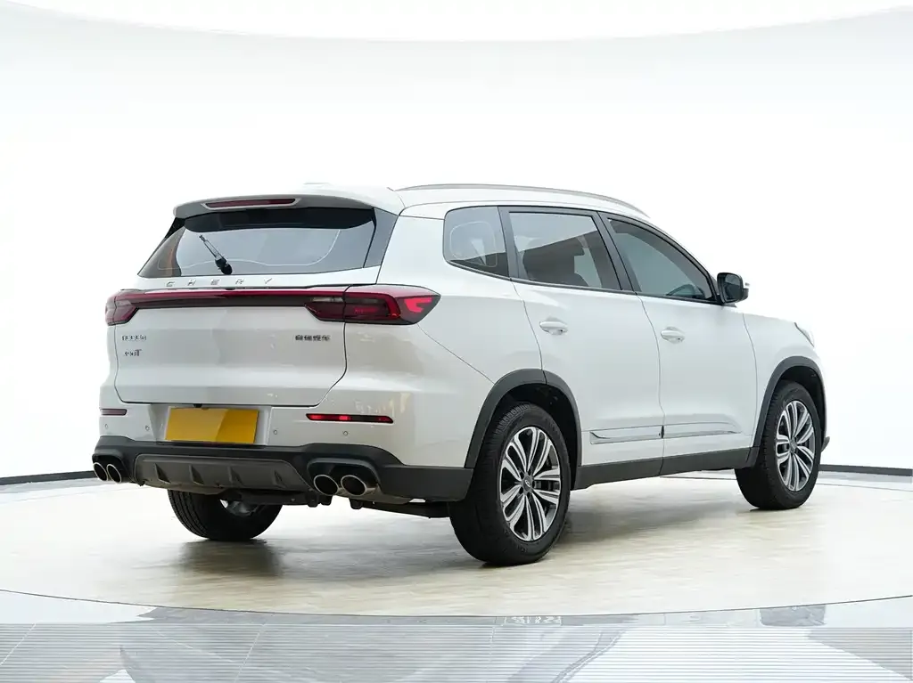 Chery Tiggo 8 — фото 10