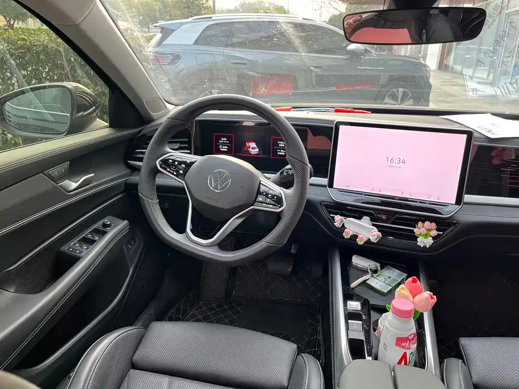 Volkswagen Passat — фото 10