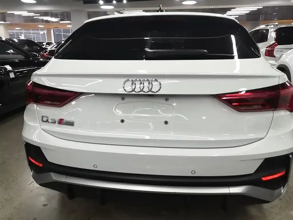 Audi Q3 Sportback — фото 2