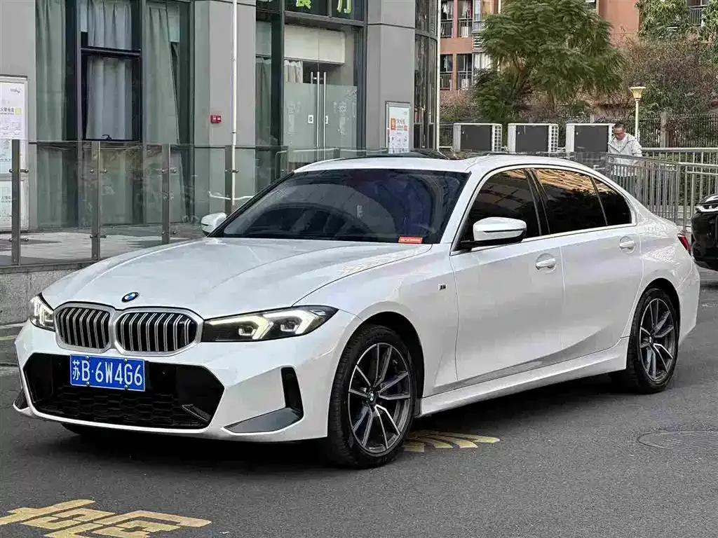 BMW 3 Series — фото 1
