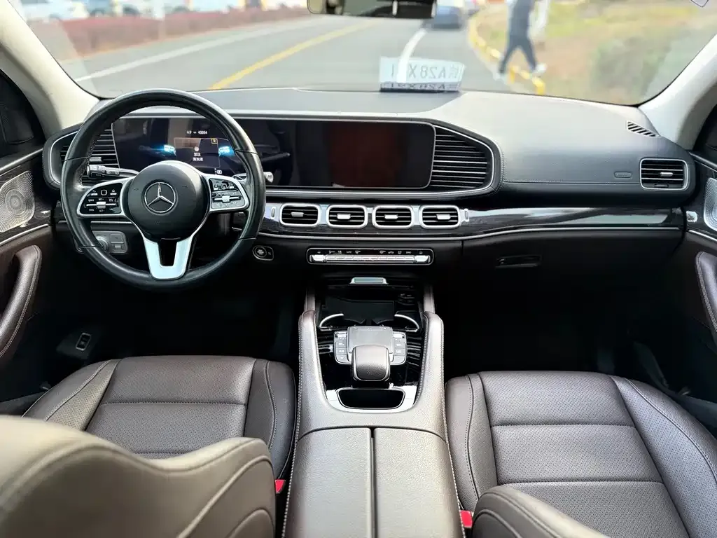 Mercedes-Benz GLE — фото 5