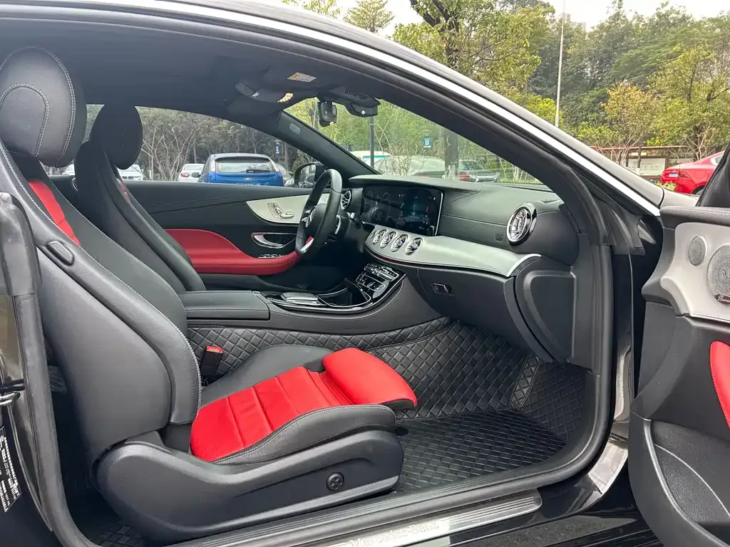 Mercedes-Benz E-Class (Import) — фото 2