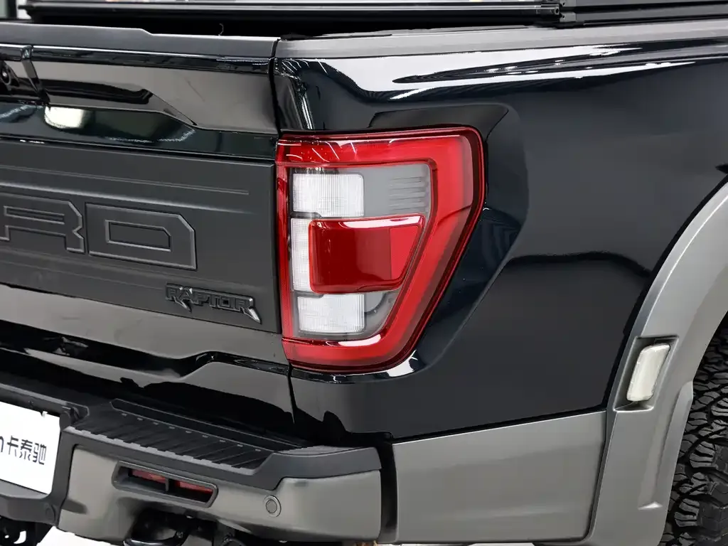Ford F-150 Raptor — фото 7