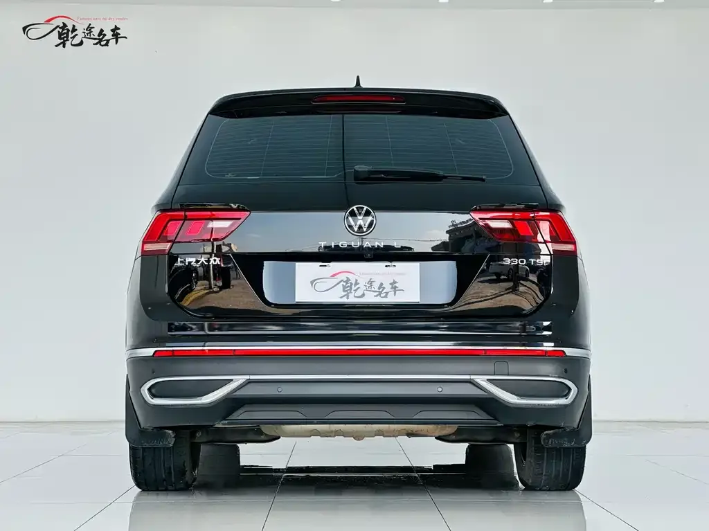 Volkswagen Tiguan L — фото 6