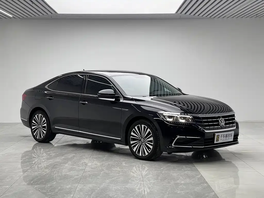 Volkswagen Passat — фото 3