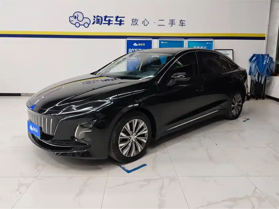 Hongqi E-QM5 — фото 1