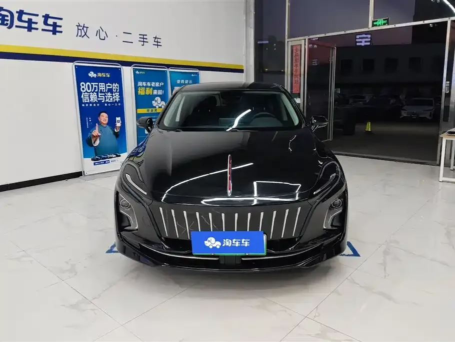 Hongqi E-QM5 — фото 4