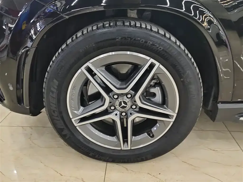 Mercedes-Benz GLE — фото 4