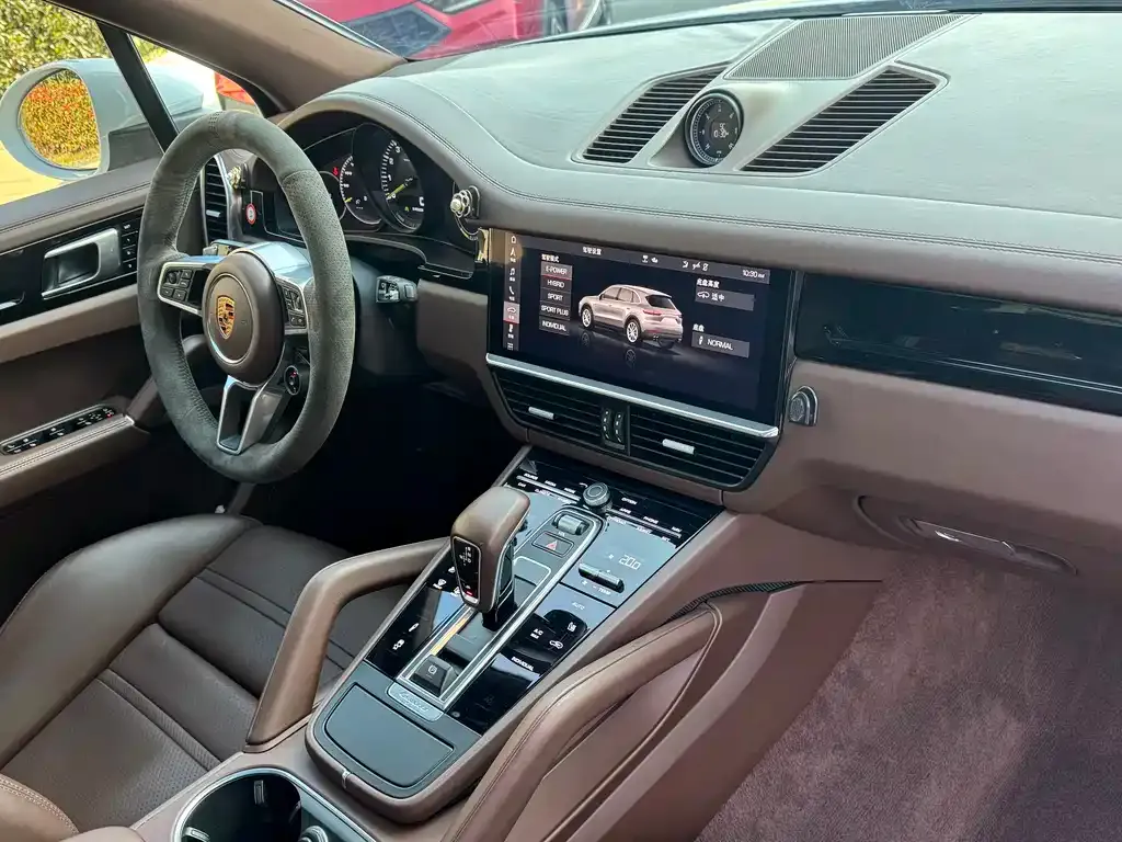 Porsche Cayenne Hybrid — фото 3