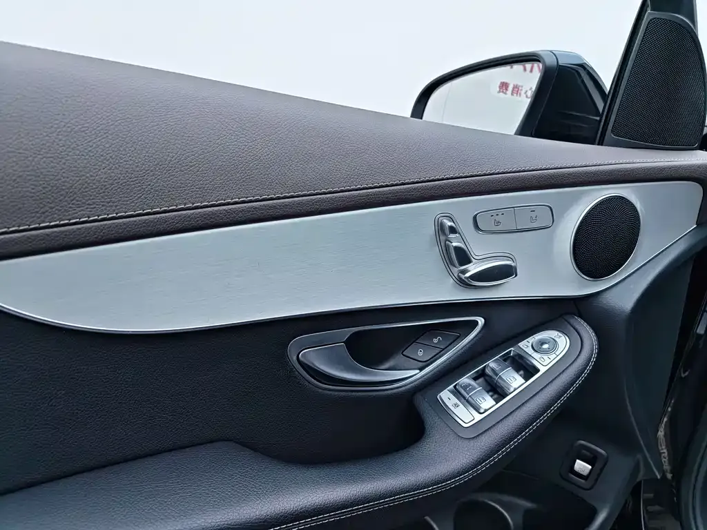 Mercedes-Benz GLC — фото 4
