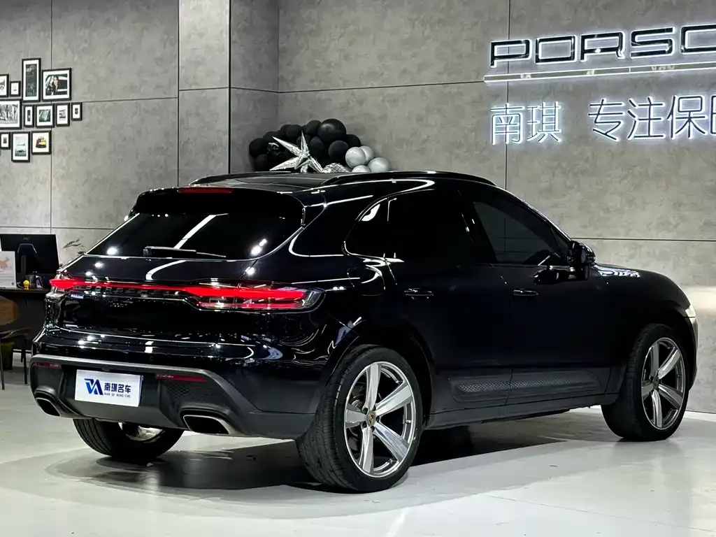Porsche Macan — фото 10