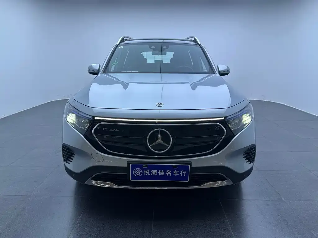 Mercedes-Benz EQB — фото 4