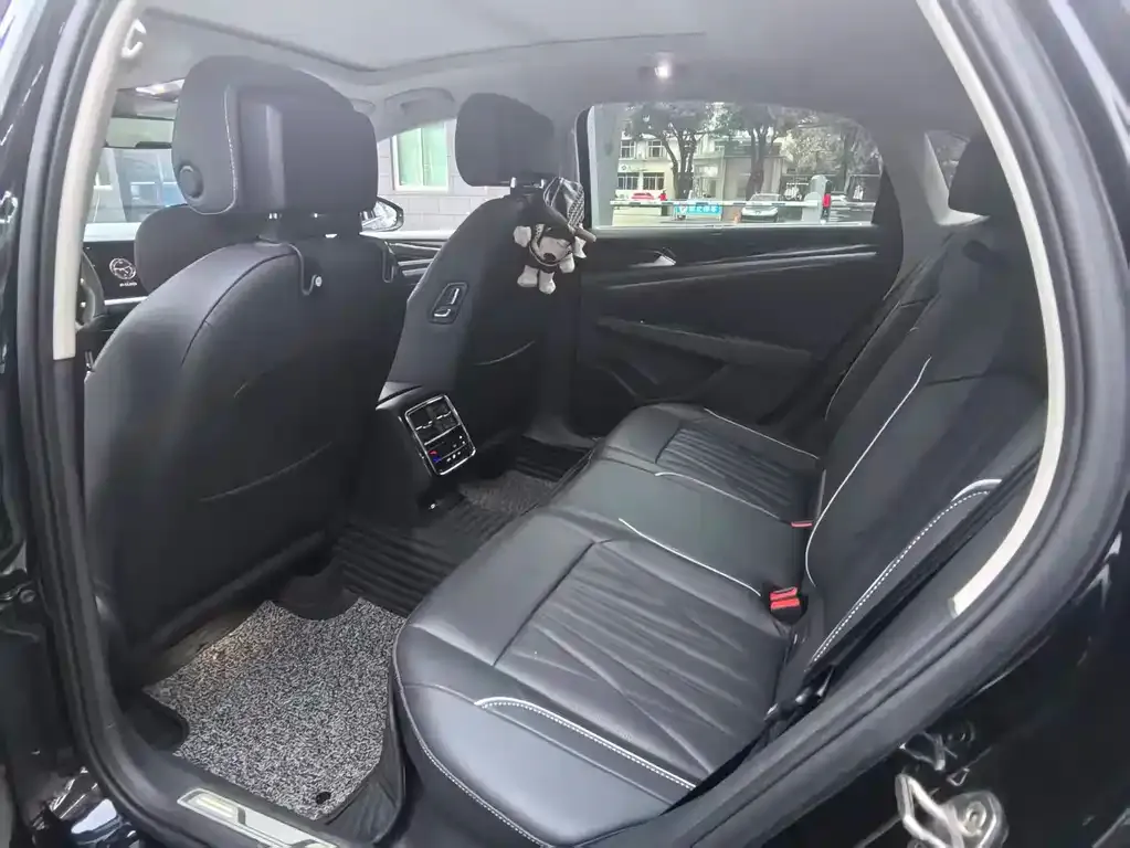 Volkswagen Passat — фото 2