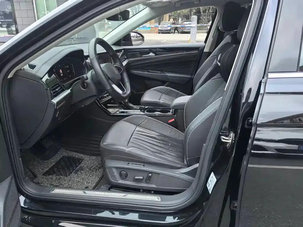 Volkswagen Passat — фото 3