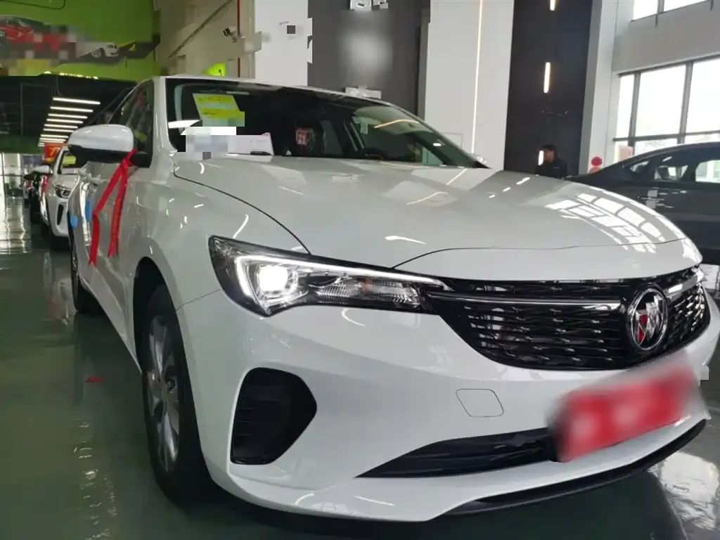 Buick Verano — фото 5
