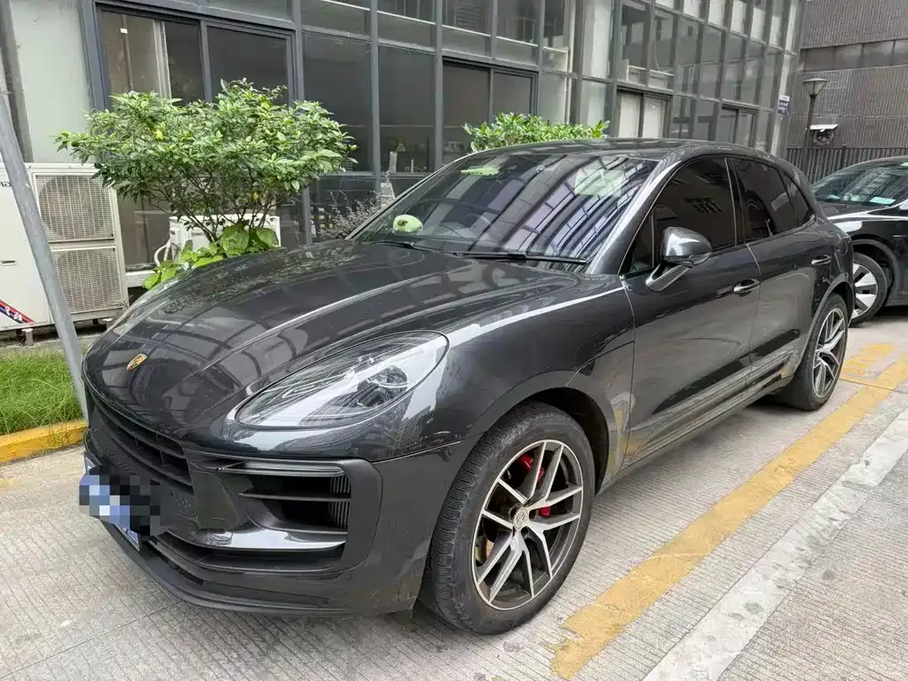 Porsche Macan — фото 1