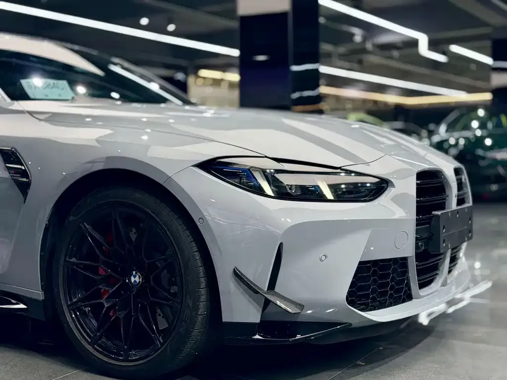 BMW M4 — фото 4