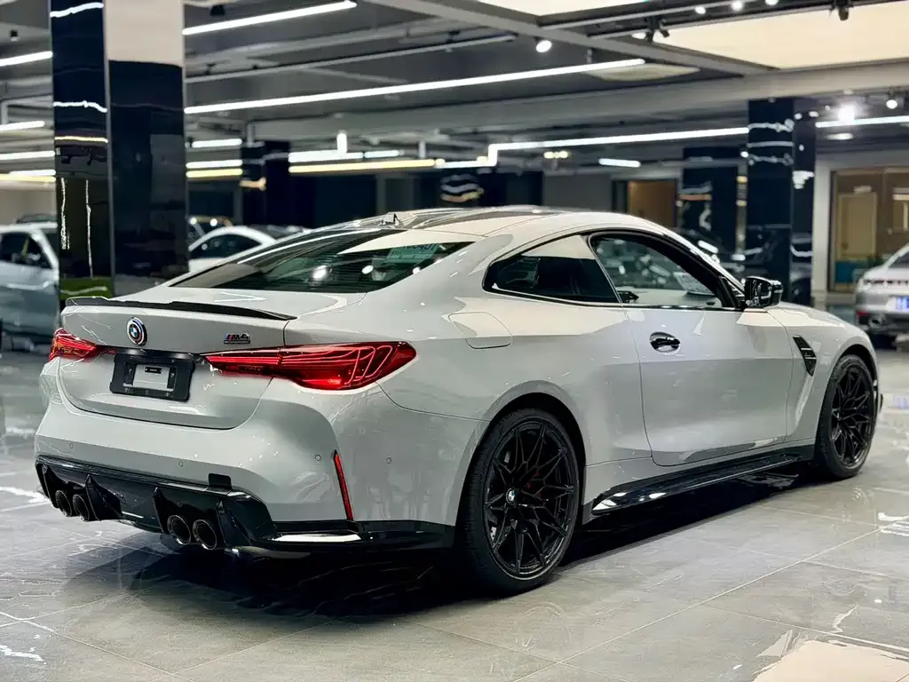 BMW M4 — фото 6