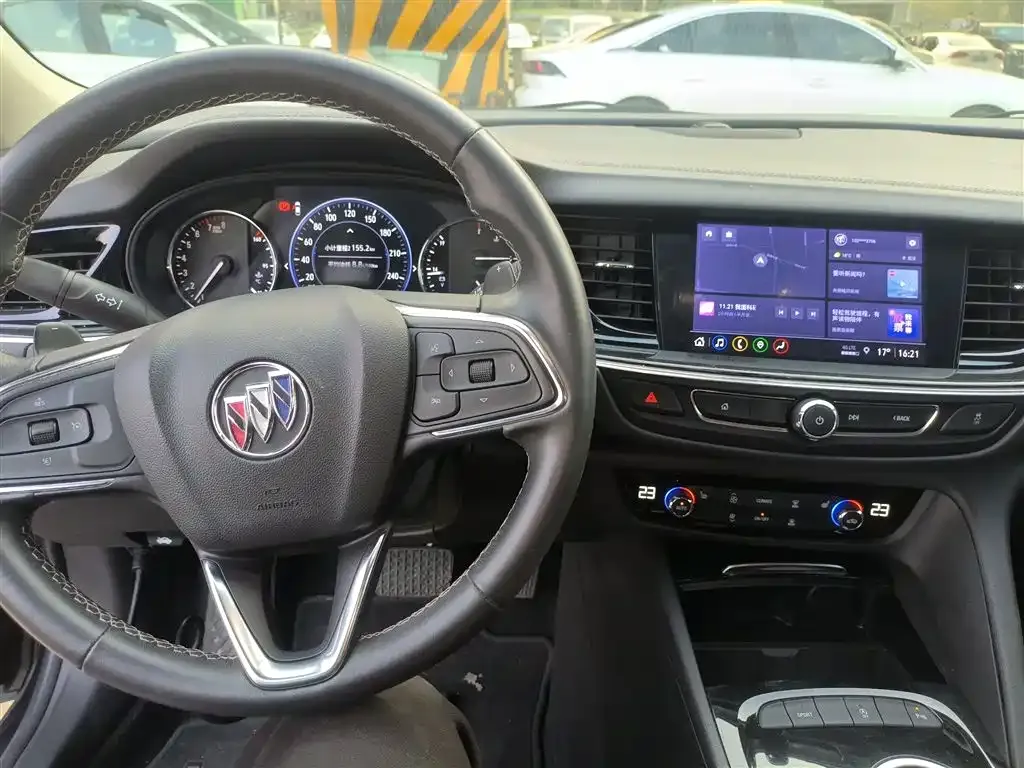 Buick Regal — фото 10