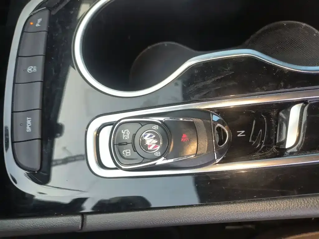 Buick Regal — фото 9